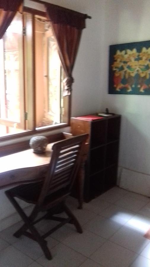 Shalana Homestay- Formerly Teka Teki House 세미냑 외부 사진